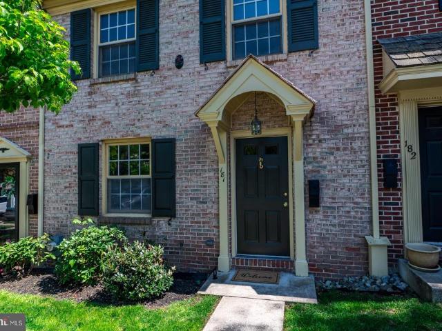 Townhouse for sale in Arcola, Pennsylvania