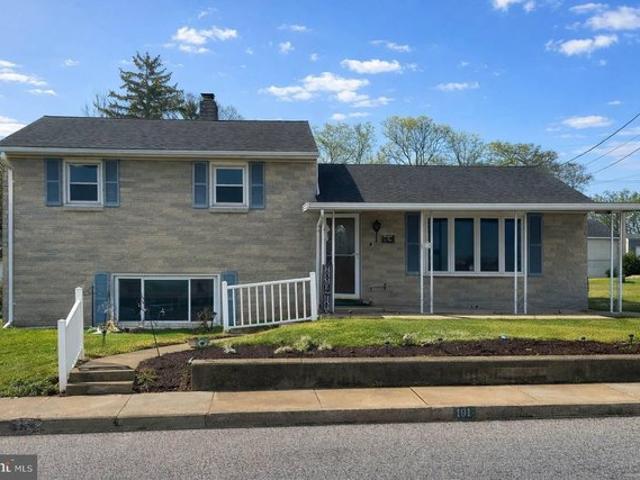 House for sale in Mount Wolf, Pennsylvania