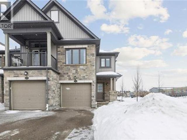 Townhouse for sale in Kitchener, Ontario