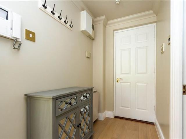 Apartment to rent in Bluebell, North Tipperary