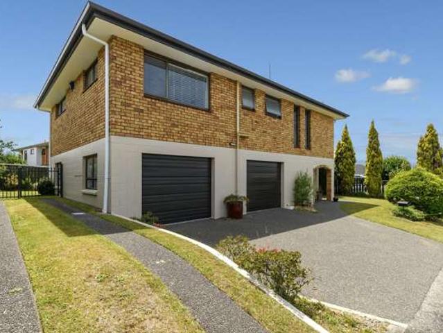 House for sale in Omokoroa, Bay Of Plenty