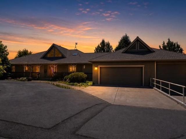 House for sale in Sisters, Deschutes County