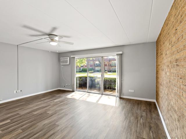 Condo for sale in Homewood