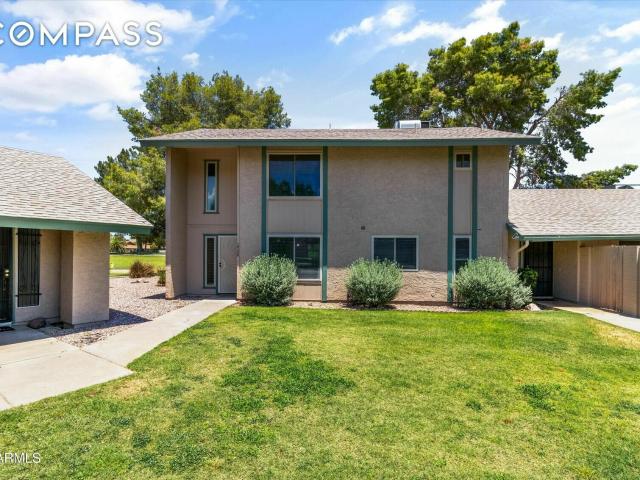 Townhouse for sale in Glendale Townhouse for sale in Glendale