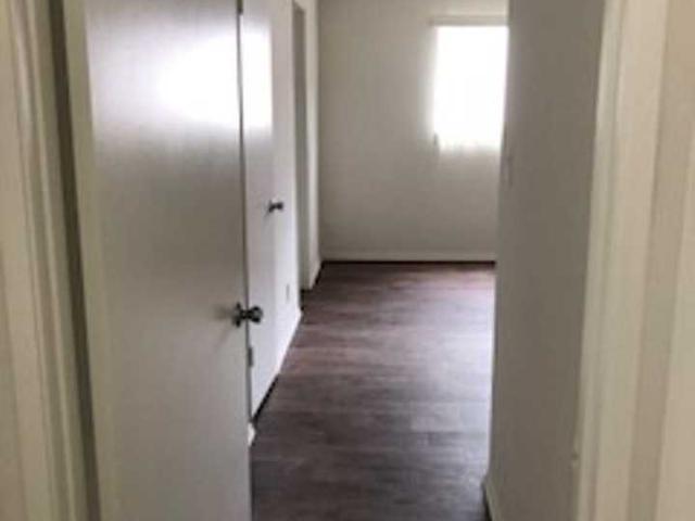Apartment for rent in Canoga Park, California