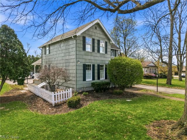 House for sale in Warren, Ohio