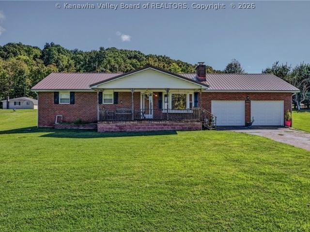 House for sale in Ravenswood, West Virginia