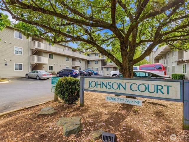 Condo for sale in Kenmore, Washington