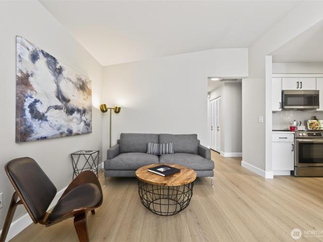 Condo for sale in Kenmore, Washington