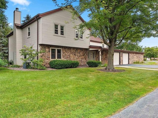 Condo for sale in De Pere, Wisconsin