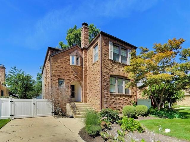 House for sale in Park Ridge, Illinois