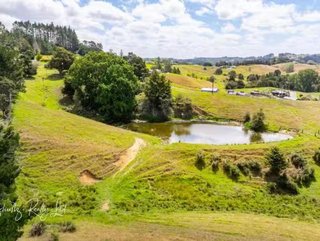 House for sale in Paparoa, Northland