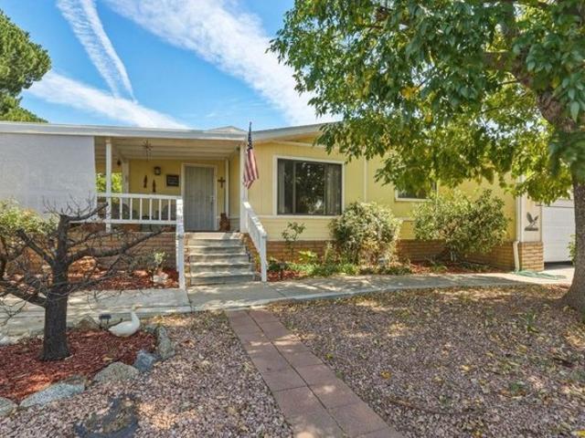 House for sale in Valley Center, California