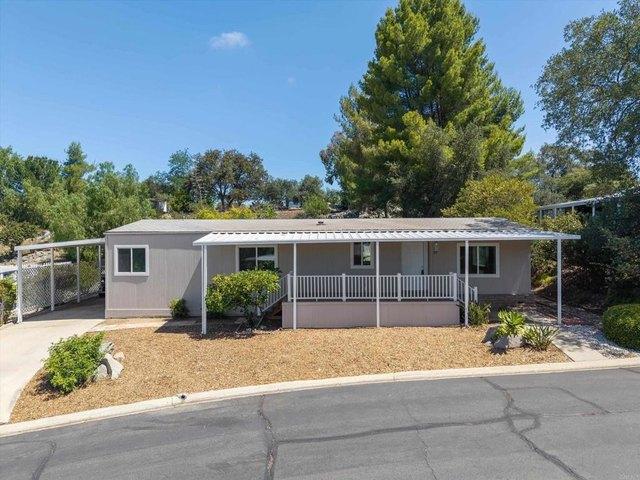 House for sale in Valley Center, California
