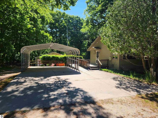 House for sale in Arcadia, Michigan