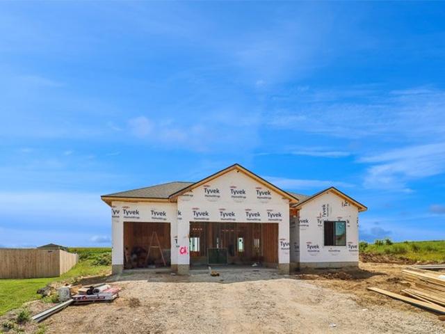 House for sale in Altoona, Iowa