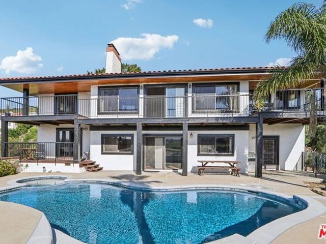 House for sale in Newbury Park, California