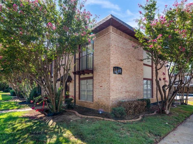 Condo for sale in Irving, Texas