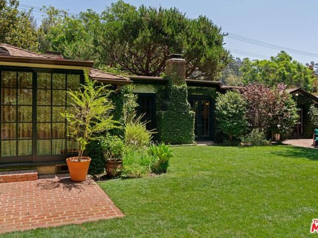 House for sale in Canoga Park, California