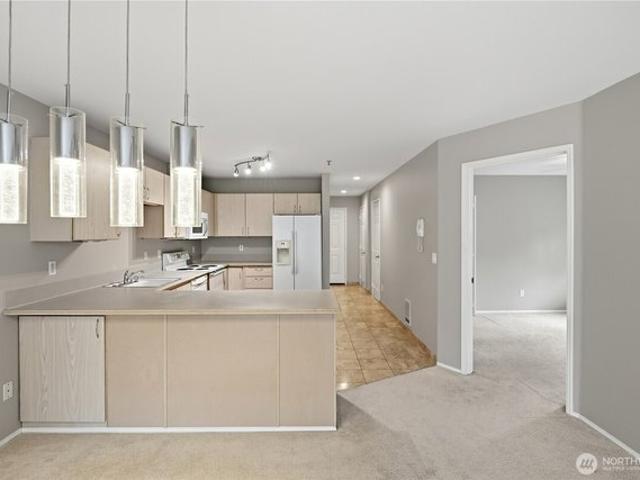 Condo for sale in Kenmore, Washington