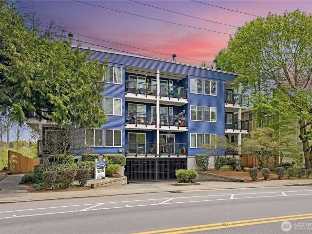 Condo for sale in Kenmore, Washington