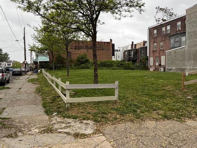 Land for sale in Philadelphia, Pennsylvania