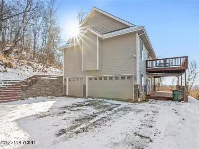 House for sale in Chugiak