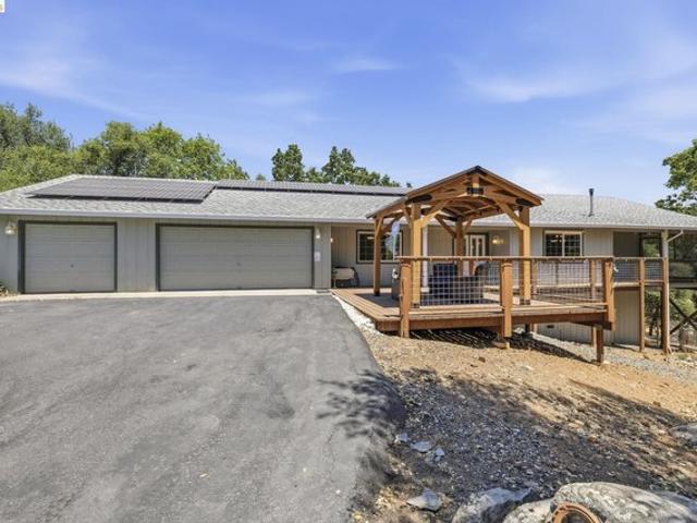 House for sale in Tuolumne, California