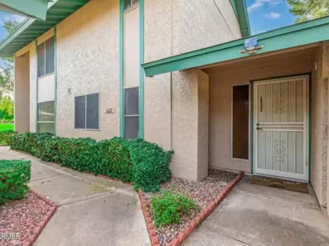 Condo for sale in Glendale