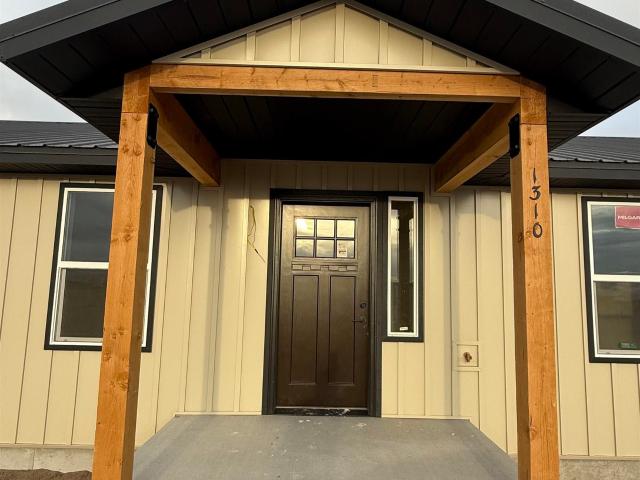 House for sale in Gooding, Idaho