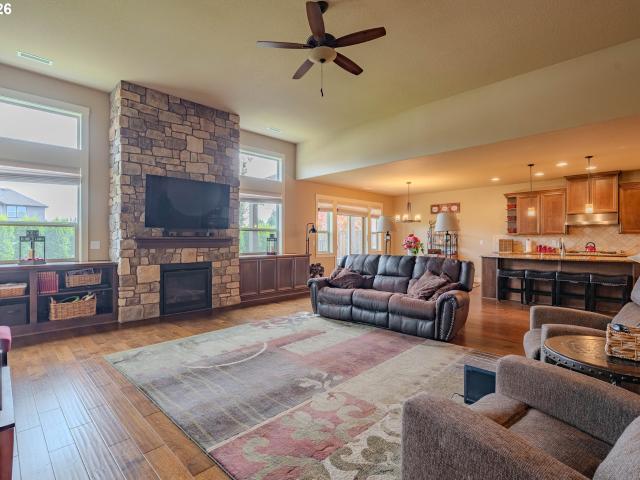 House for sale in Ridgefield, Clark County