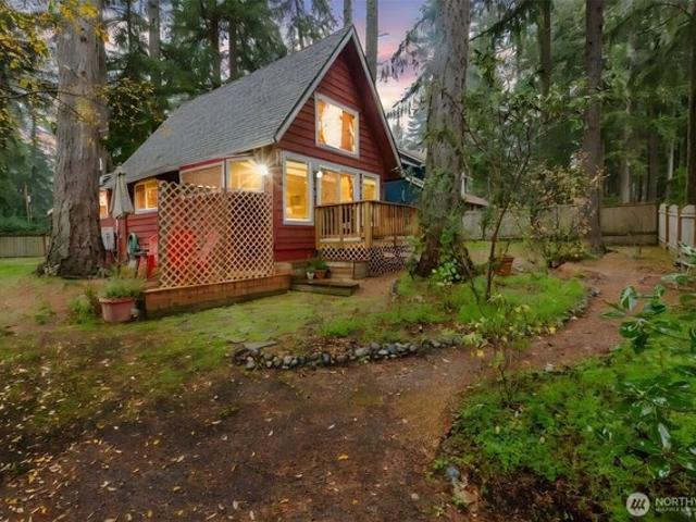 House for sale in Lakebay, Washington