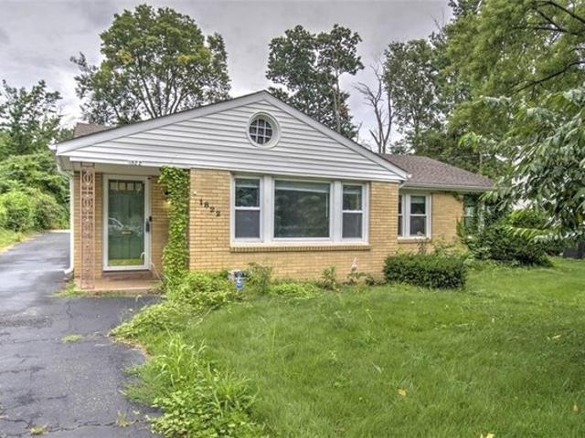 House for sale in Decatur, Illinois