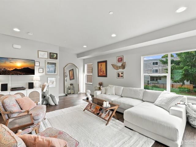 House for sale in Kenmore, Washington