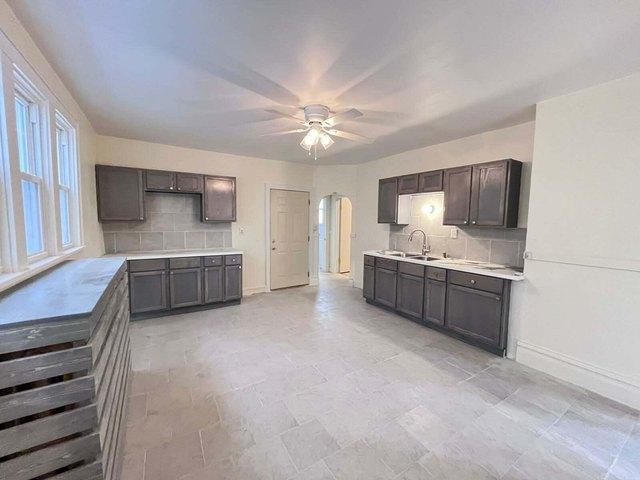 House for sale in Milwaukee, Wisconsin