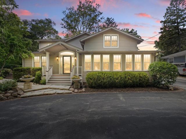House for sale in Carriage Hills of Delafield, Delafield