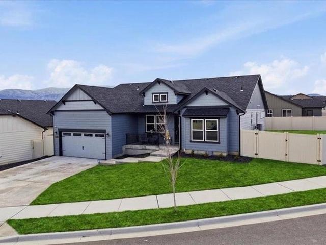 House for sale in Greenacres, Spokane Valley