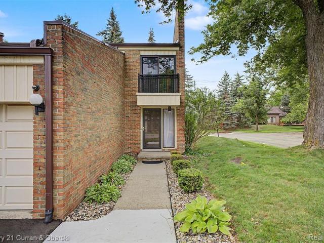 Condo for sale in Livonia, Michigan