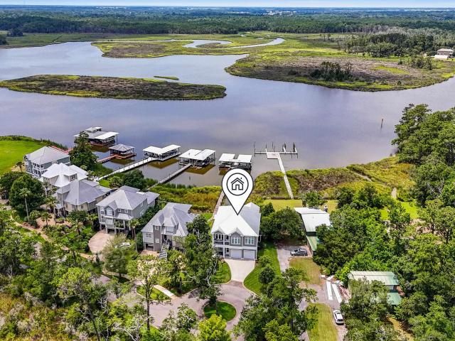 House for sale in Gulf Shores, Alabama