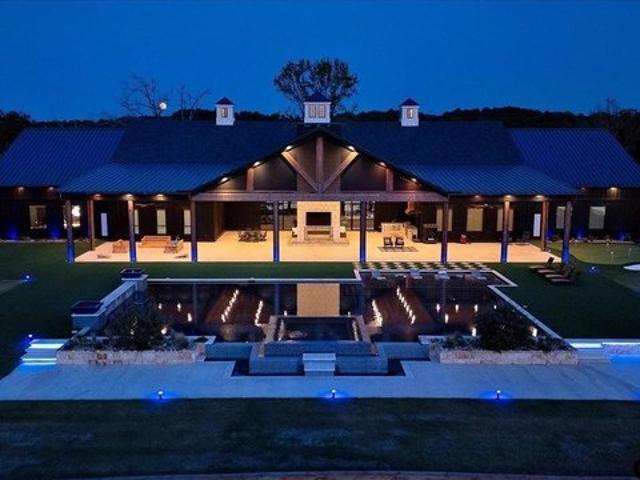 Farm for sale in Lindale, Smith County
