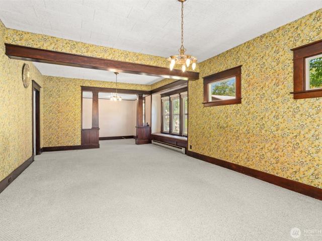 House for sale in Raymond, Washington