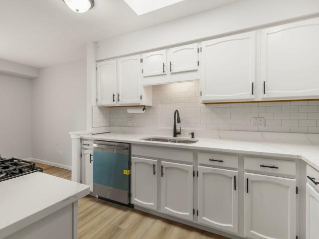 Condo for sale in Lisle, Illinois