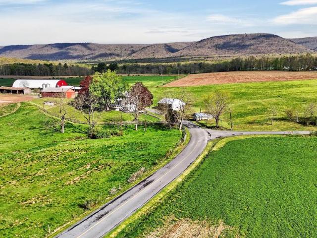 Farm for sale in Mc Alisterville, Pennsylvania
