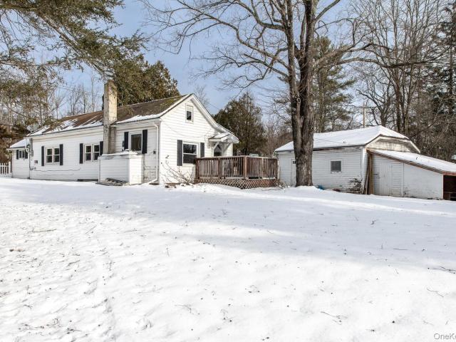 House for sale in Pleasant Valley, New York