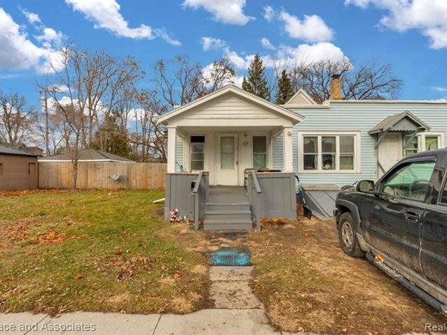 House for sale in Fort Gratiot, Michigan