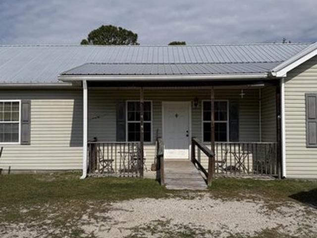 House for sale in Carrabelle, Florida