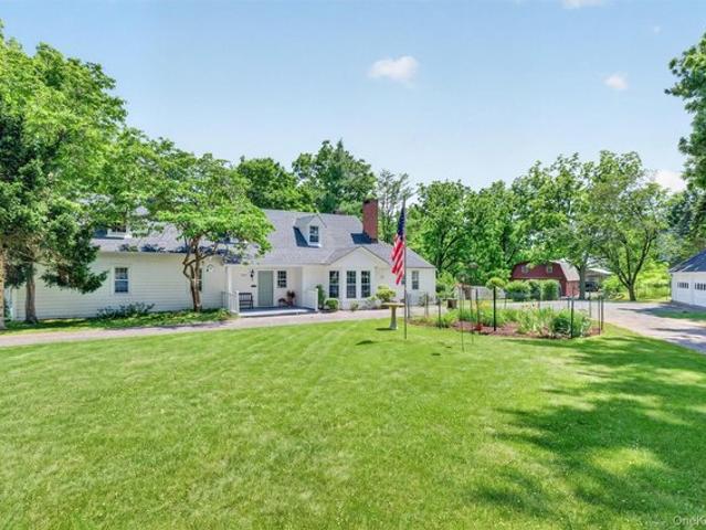 House for sale in Washingtonville, New York