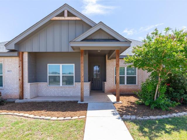 House for sale in Taylor, Texas