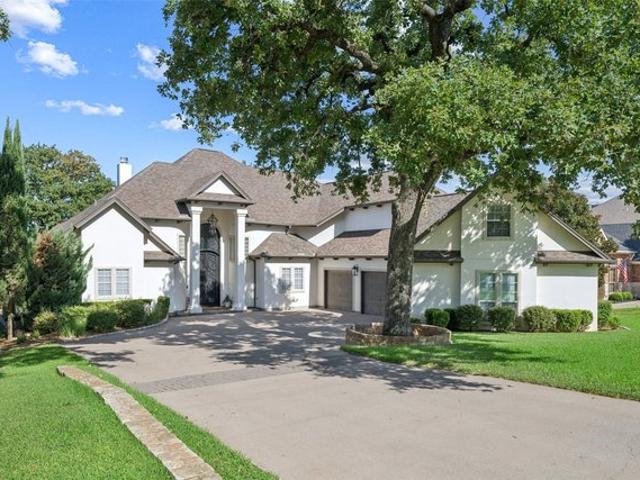 House for sale in Azle, Tarrant County