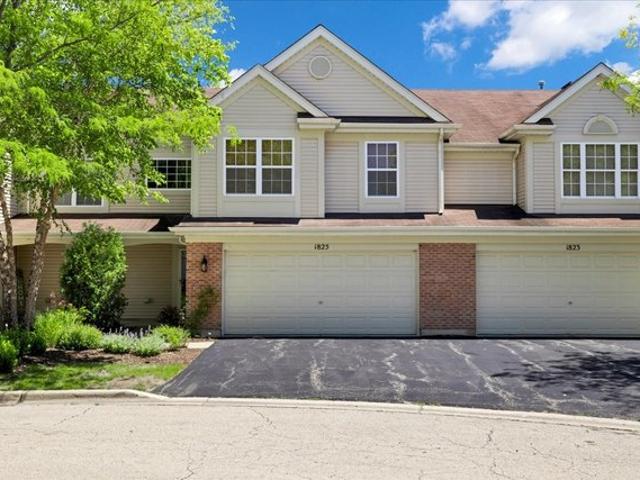 Townhouse for sale in Montgomery, Illinois